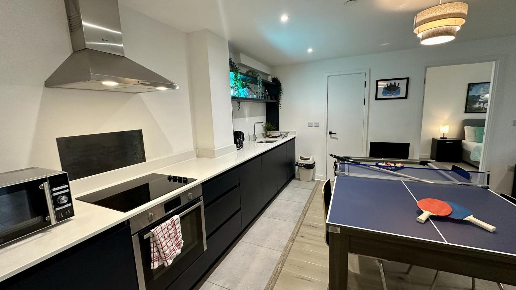 Lux Livin' Apartments - Luxury 2 Bed Apartment With Sky Garden 曼彻斯特 外观 照片