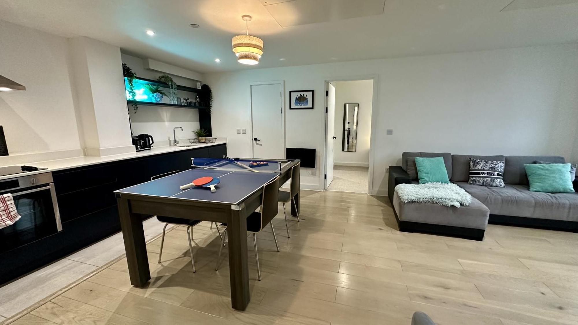 Lux Livin' Apartments - Luxury 2 Bed Apartment With Sky Garden 曼彻斯特 外观 照片