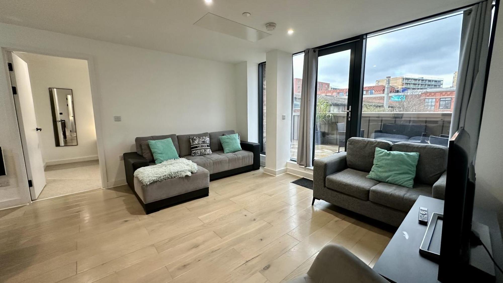 Lux Livin' Apartments - Luxury 2 Bed Apartment With Sky Garden 曼彻斯特 外观 照片