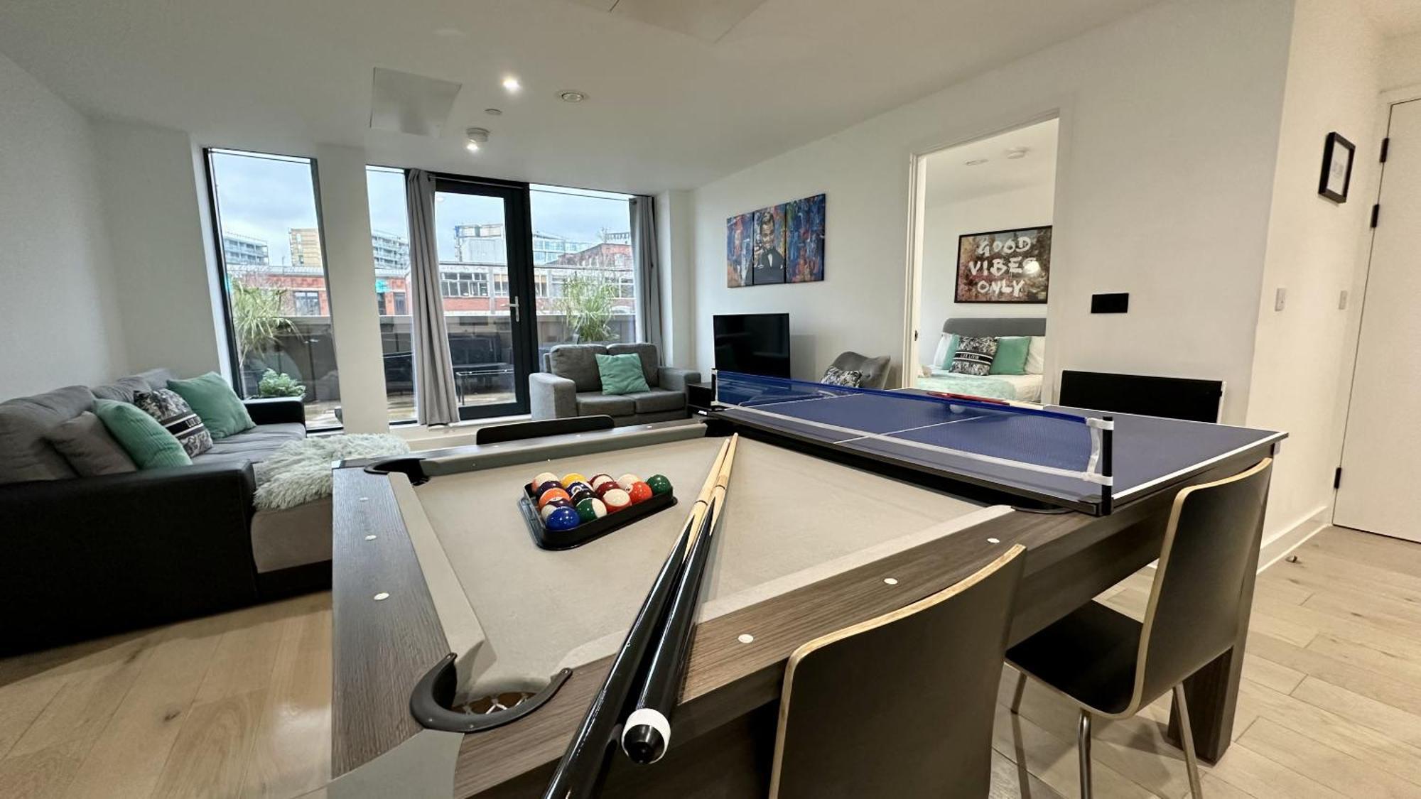 Lux Livin' Apartments - Luxury 2 Bed Apartment With Sky Garden 曼彻斯特 外观 照片