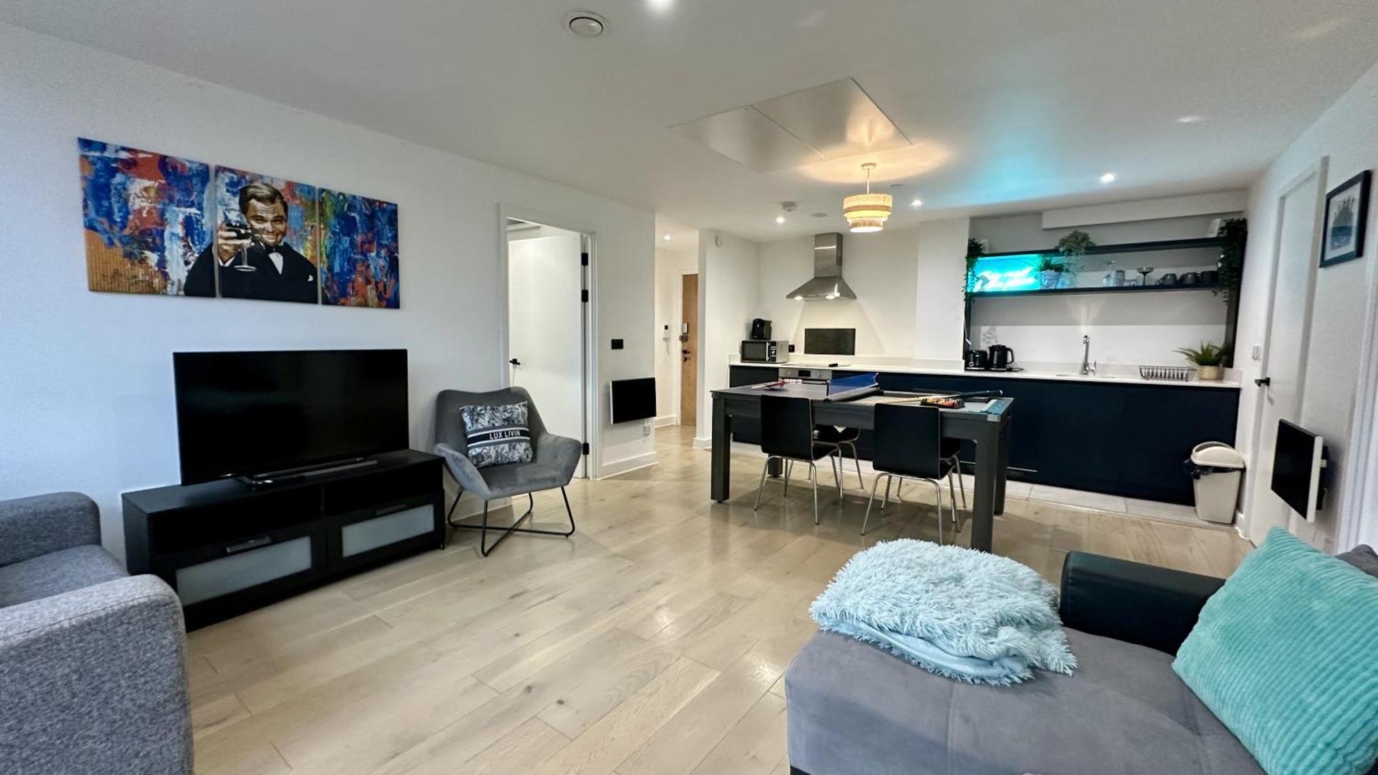 Lux Livin' Apartments - Luxury 2 Bed Apartment With Sky Garden 曼彻斯特 外观 照片
