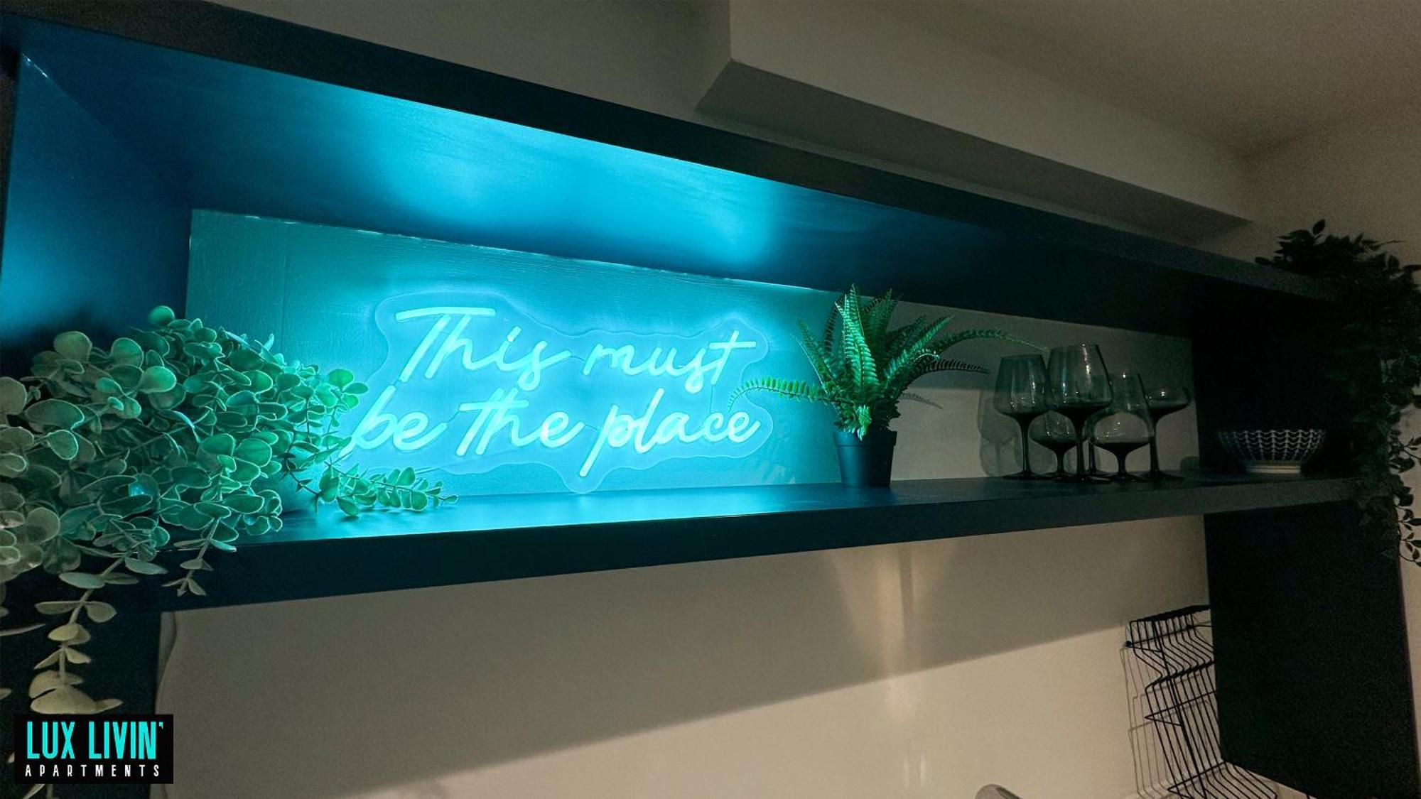Lux Livin' Apartments - Luxury 2 Bed Apartment With Sky Garden 曼彻斯特 客房 照片